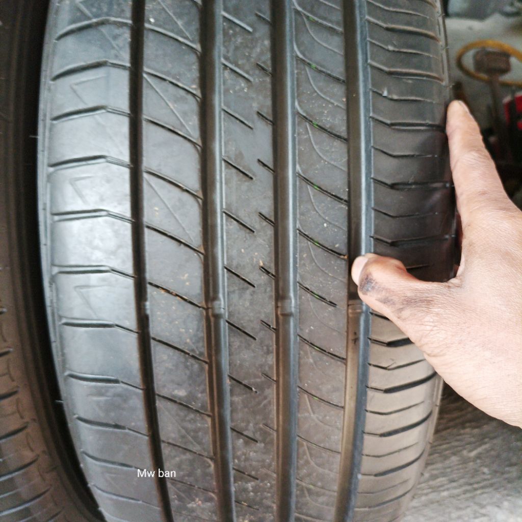 ban 225/55 r17 dunlop sp sport lm 705