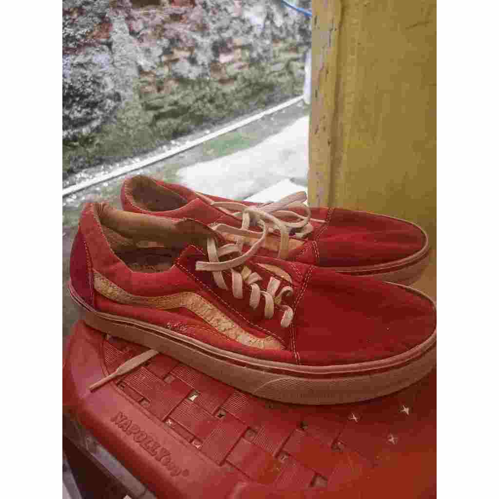 sepatu vans original seken minus pemakaian size 43  price