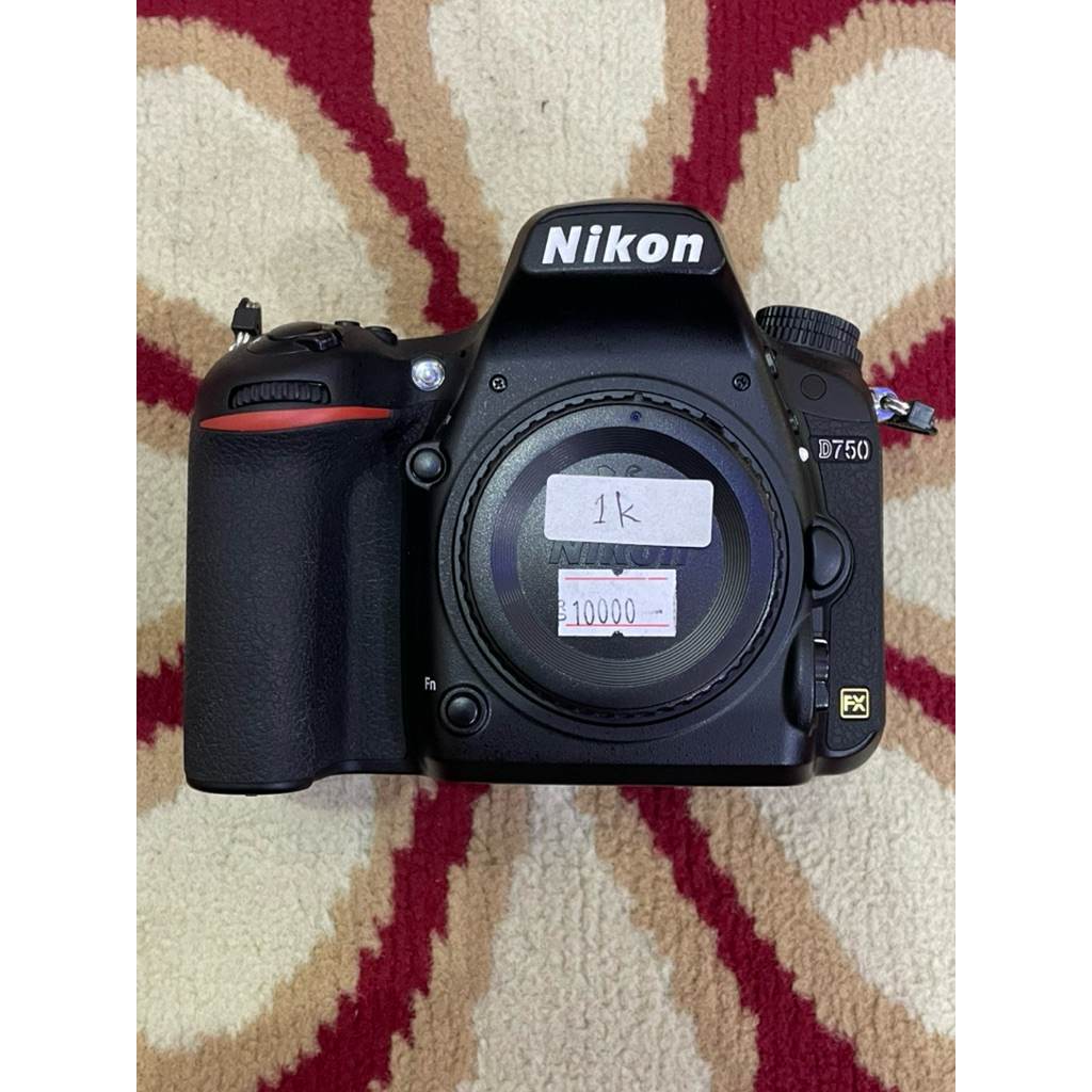 kamera Nikon D750