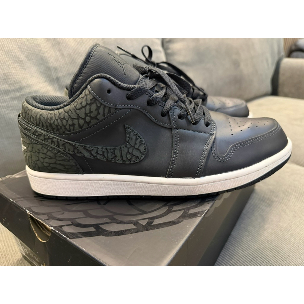 Sepatu Nike Air Jordan 1 Low SE Black Panda Elephant Second/Ori