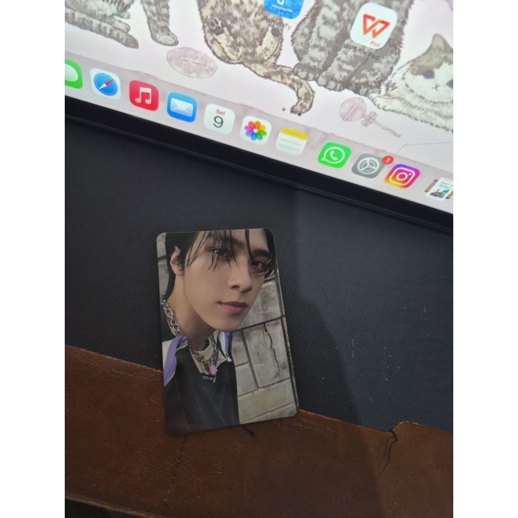pc official Hendery Universe 2021