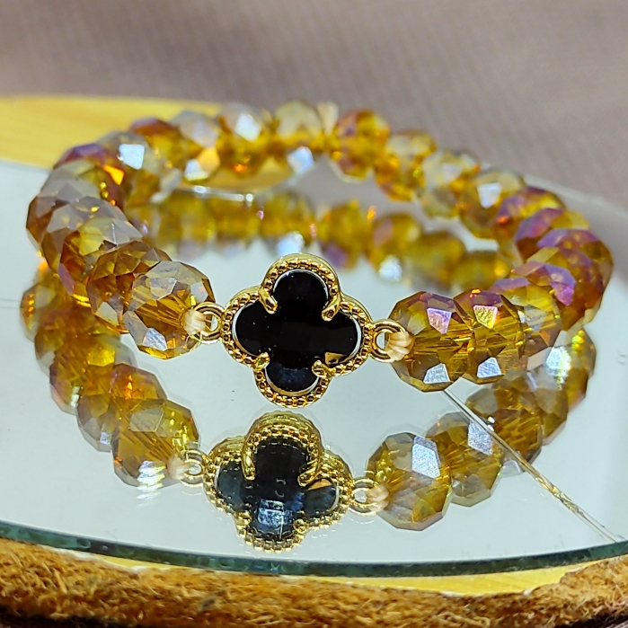 Gelang Kristal Ceko Gelang Tangan Wanita Gelang Manik Manik Motif Charmed Clover Hitam Ukuran Dewasa