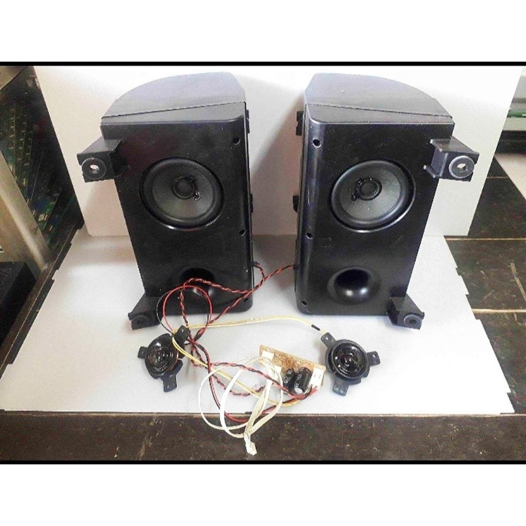 Subwoofer pasif bekas tv LED Polytron sepasang