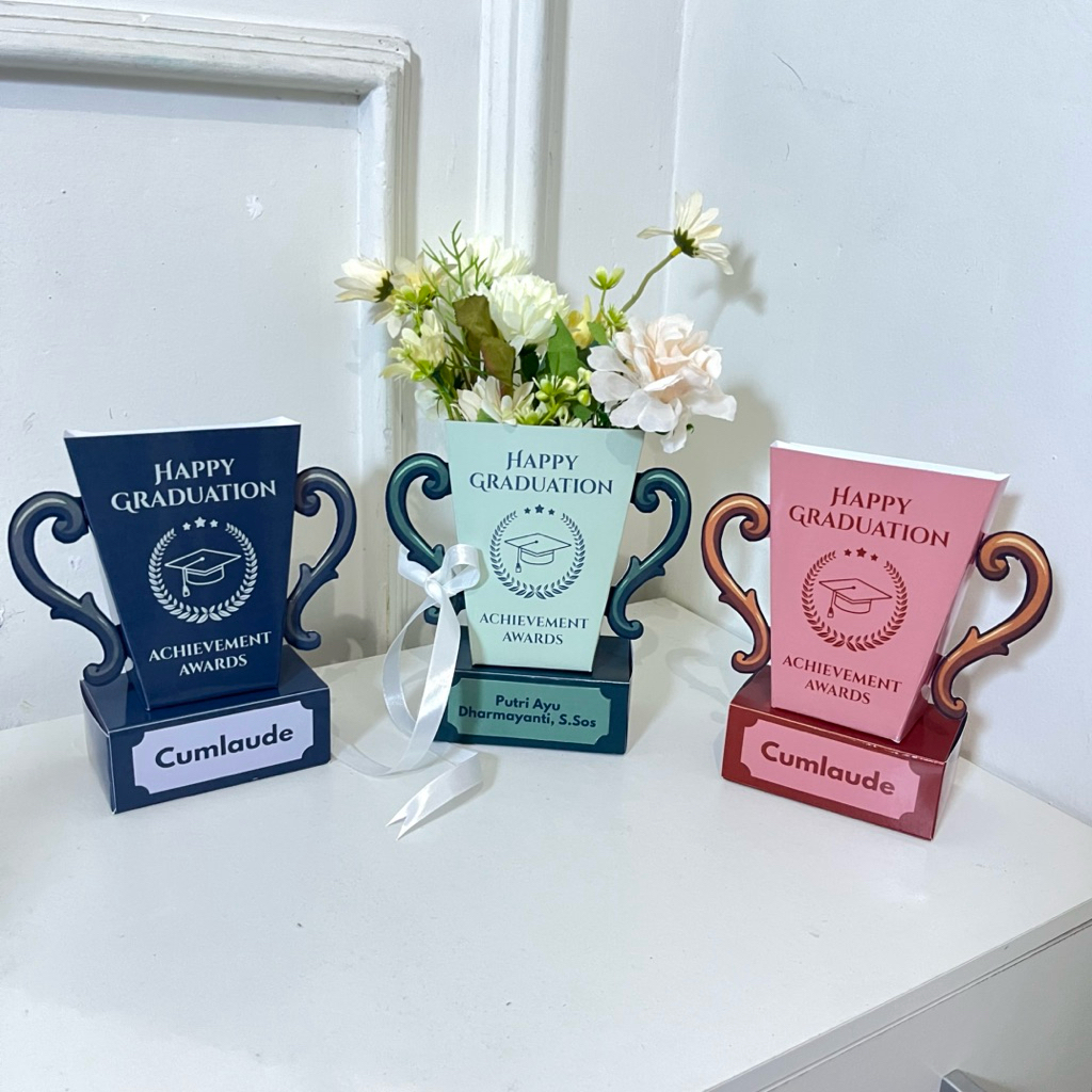 Piala Box Buket Piala Buket Thropy Graduation Wisuda Box Thropy
