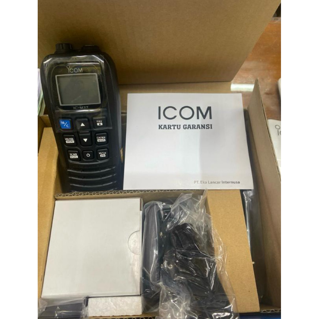 ICOM IC-M37 vhf marine