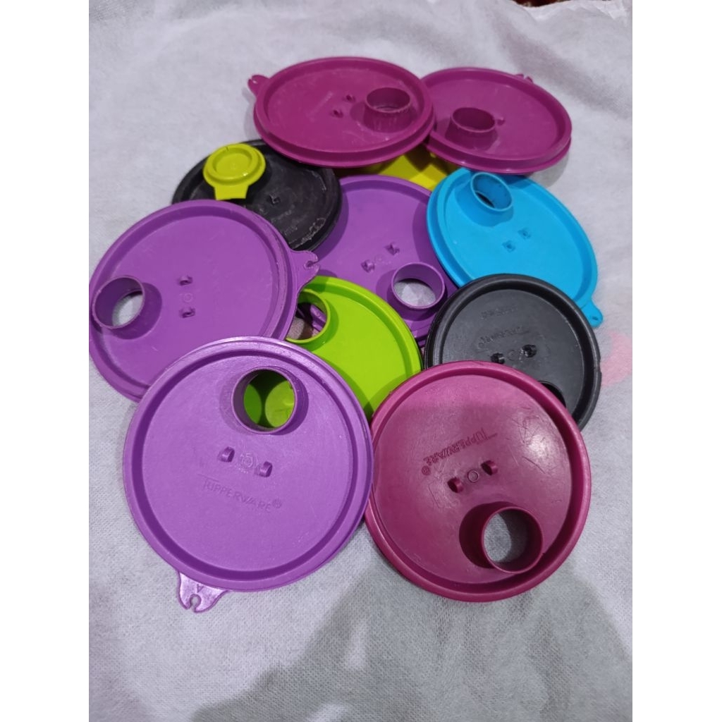 tutup bulat MINUSAN Tupperware MANTAN bukan BARU