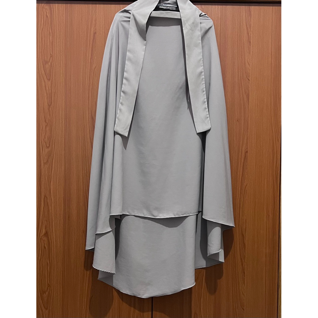 PL Preloved French Khimar Jumbo, bahan Wolfis