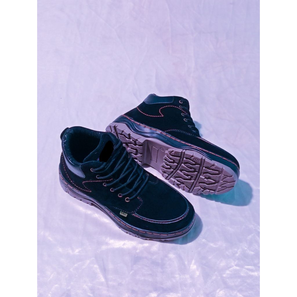 sepatu suede boots pria tali