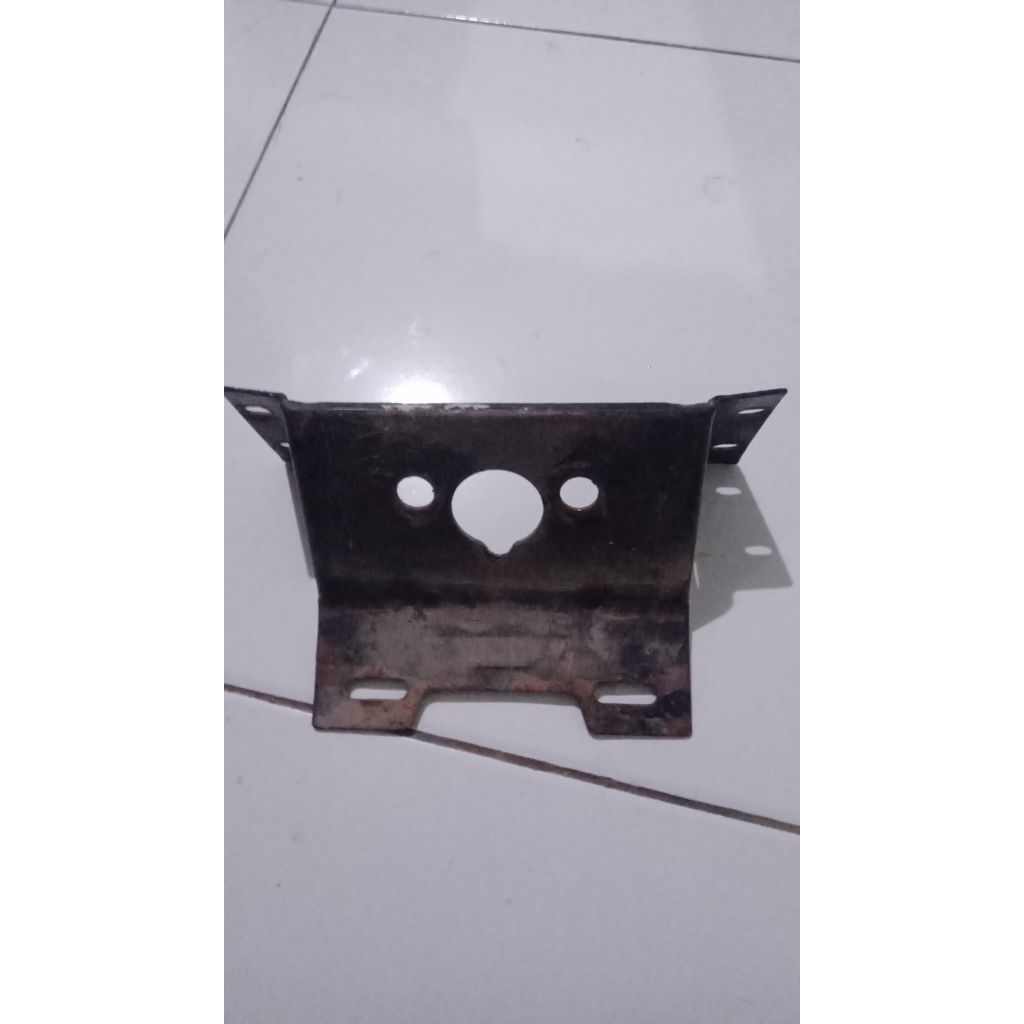 breket stoplamp a100 x super