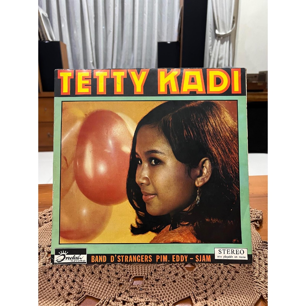 Tetty Kadi & D'Strangers – Pertemuan Pertama - Vinyl Lagu Indonesia / Piringan Hitam Lagu Indonesia