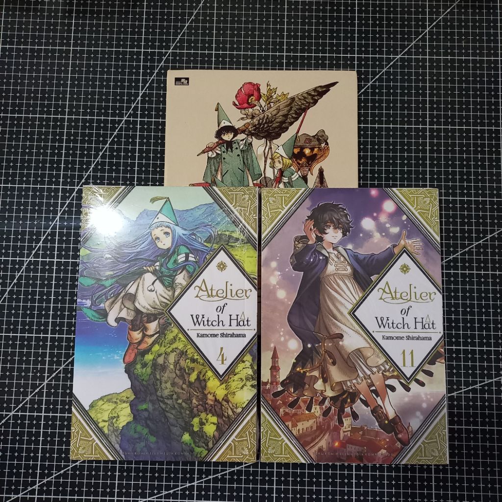 Komik Atelier of Witch Hat Vol. 4 + 11 (2026) + Bonus Shikishi