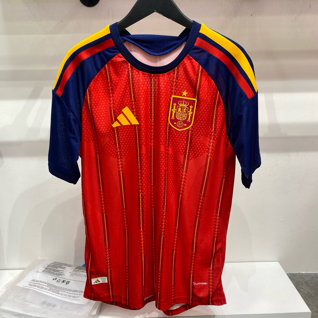 JERSEY SPAIN HOME PLAYER ISSUE