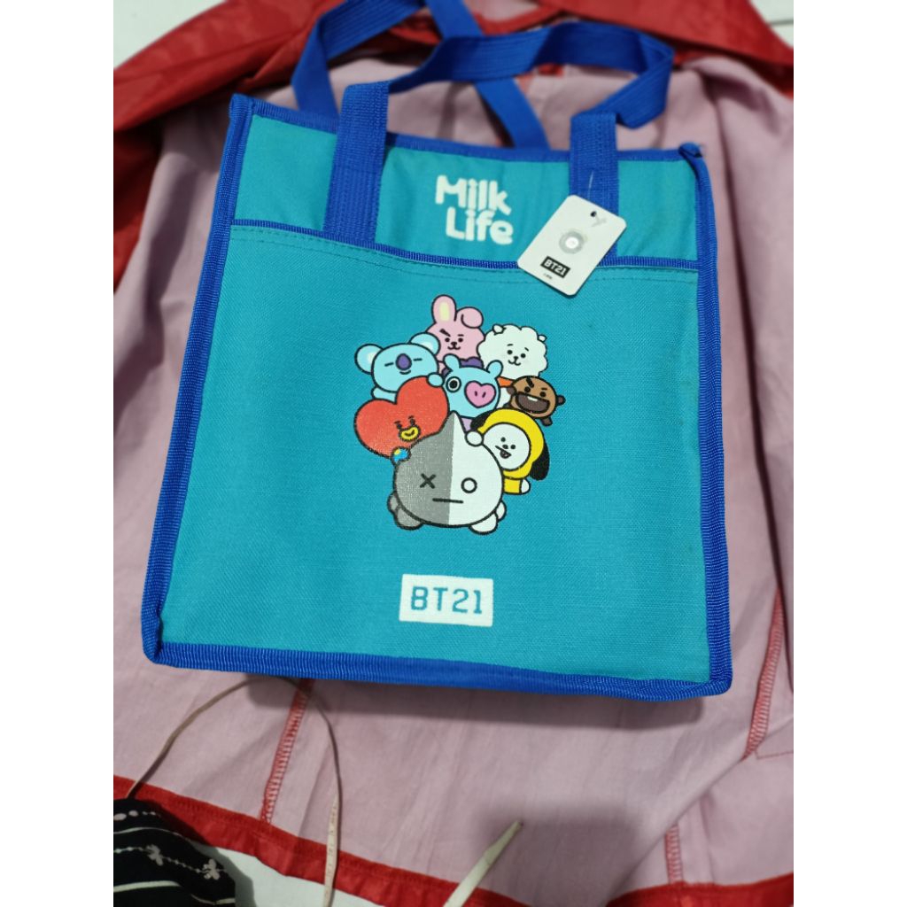 Cooler Bag MilkLife edisi BT21