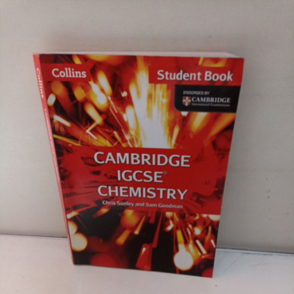 CAMBRIDGE IGCSE CHEMISTRY STUDENT BOOK