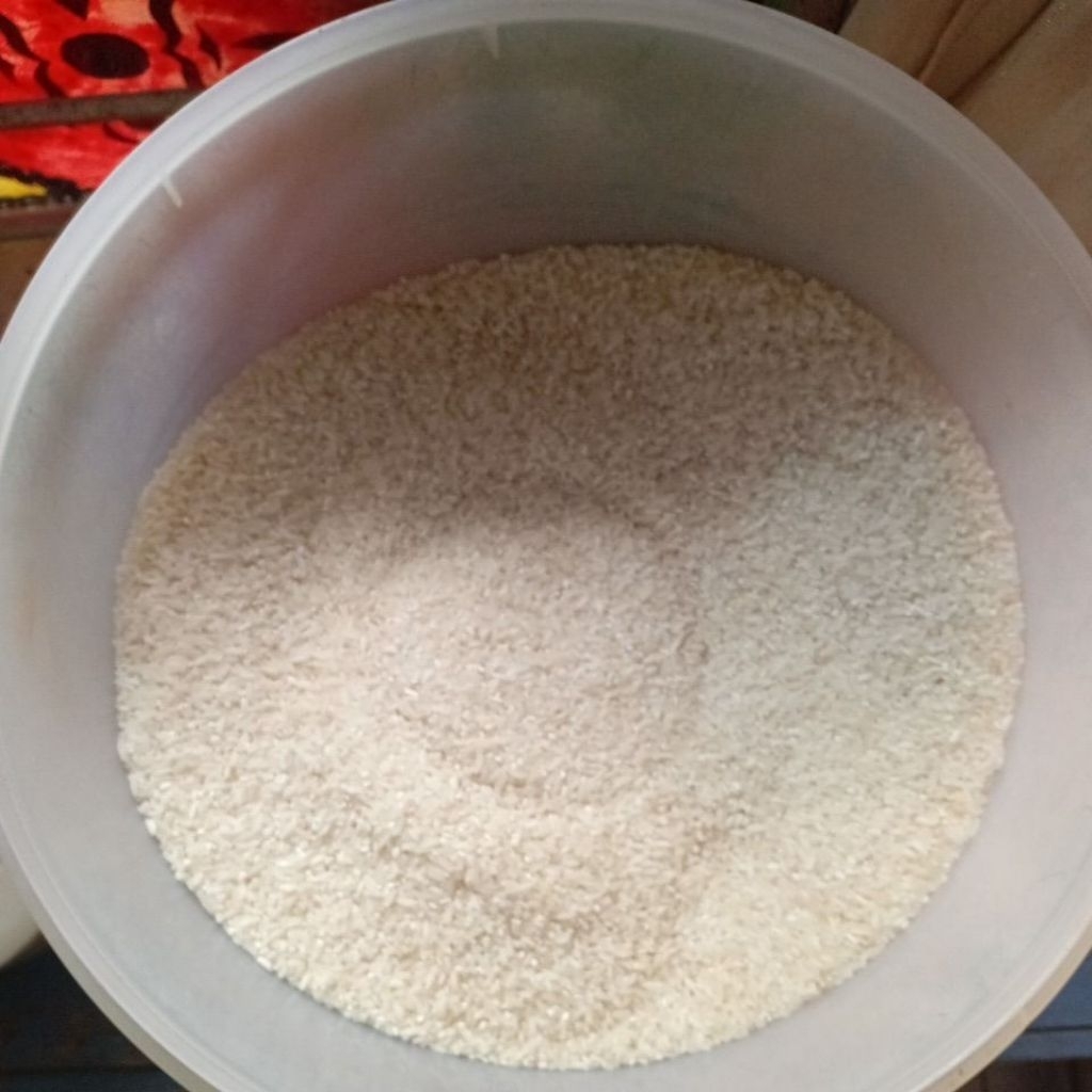 Beras IR 64 super pulen