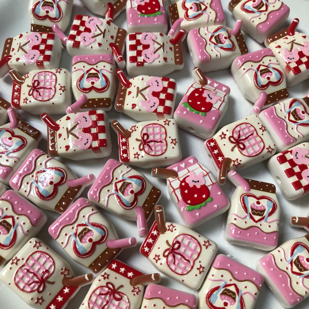 Manik Akrilik Kotak Susu Pink