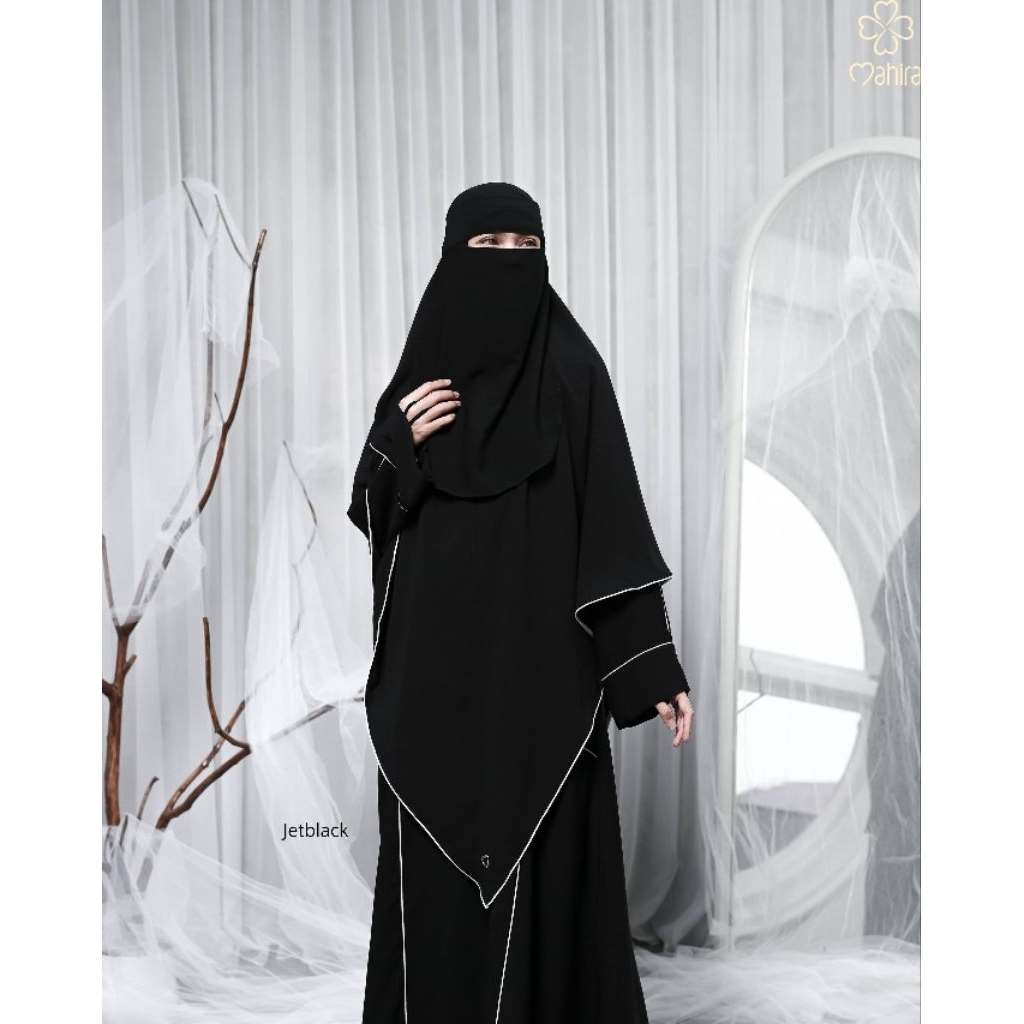 Gamis dan Khimar Andalusia Jetblack by Mahira