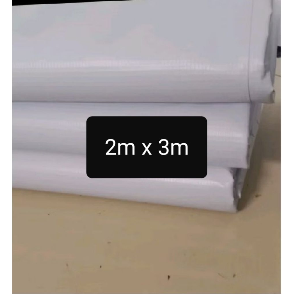 Banner murah polos ukuran 2m x 3m.