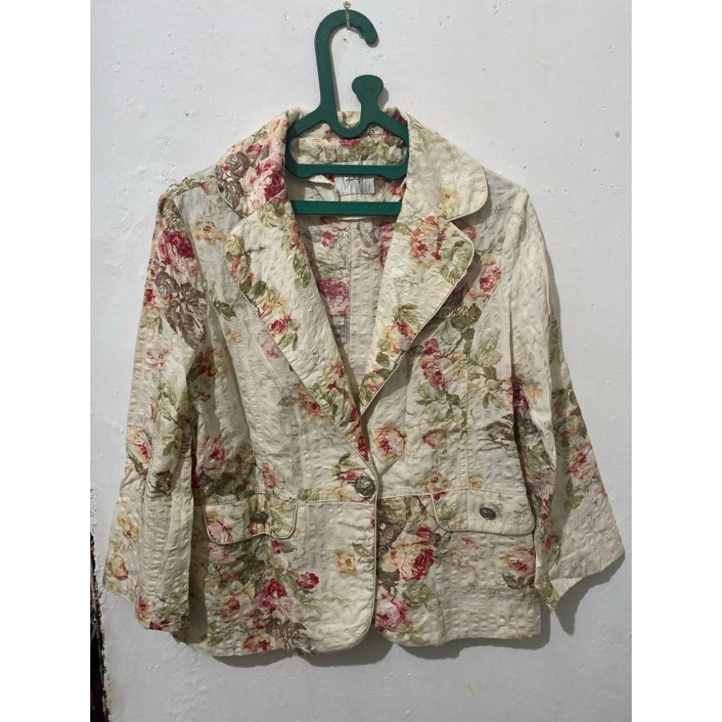 blazer bunga