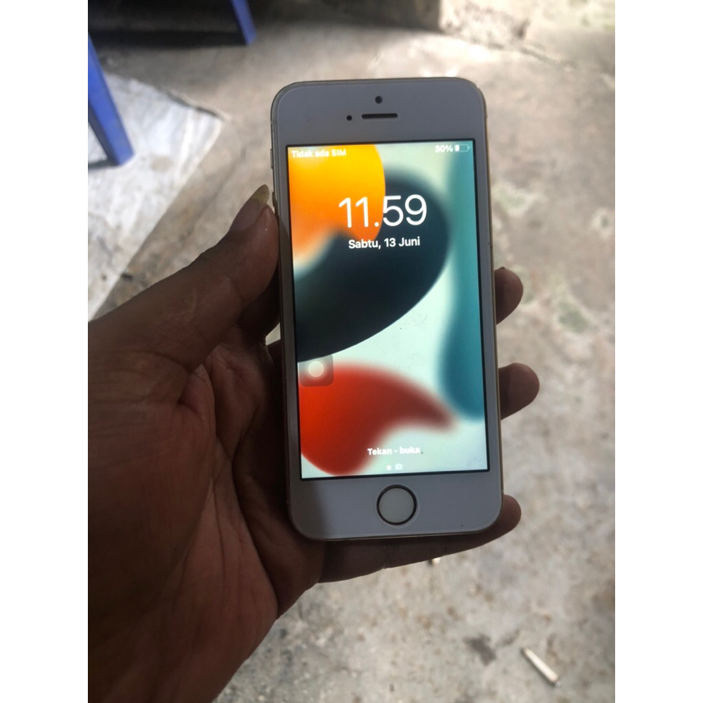 iphone 5S 16gb