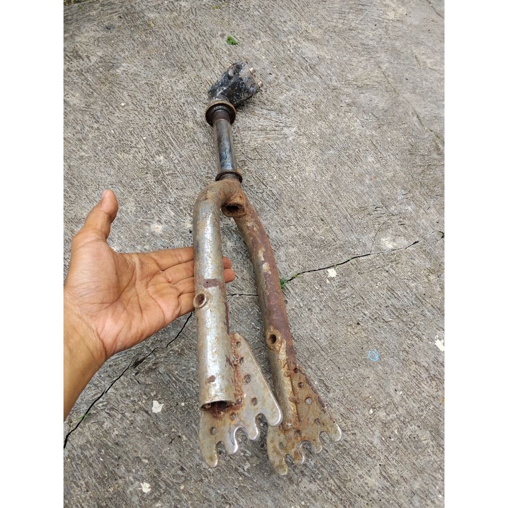 Stem dan Fork Sepeda BMX METALIZER BAN 20 DROP OUT MATA TIGA ORI COPOTAN SEPEDA BMX METALIZER WIMCYC