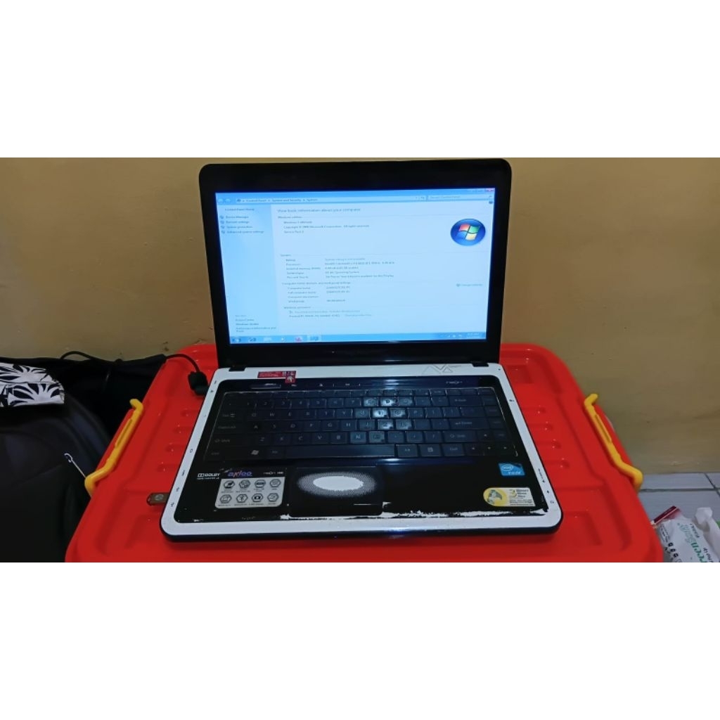 Laptop Axio Neon Hnm