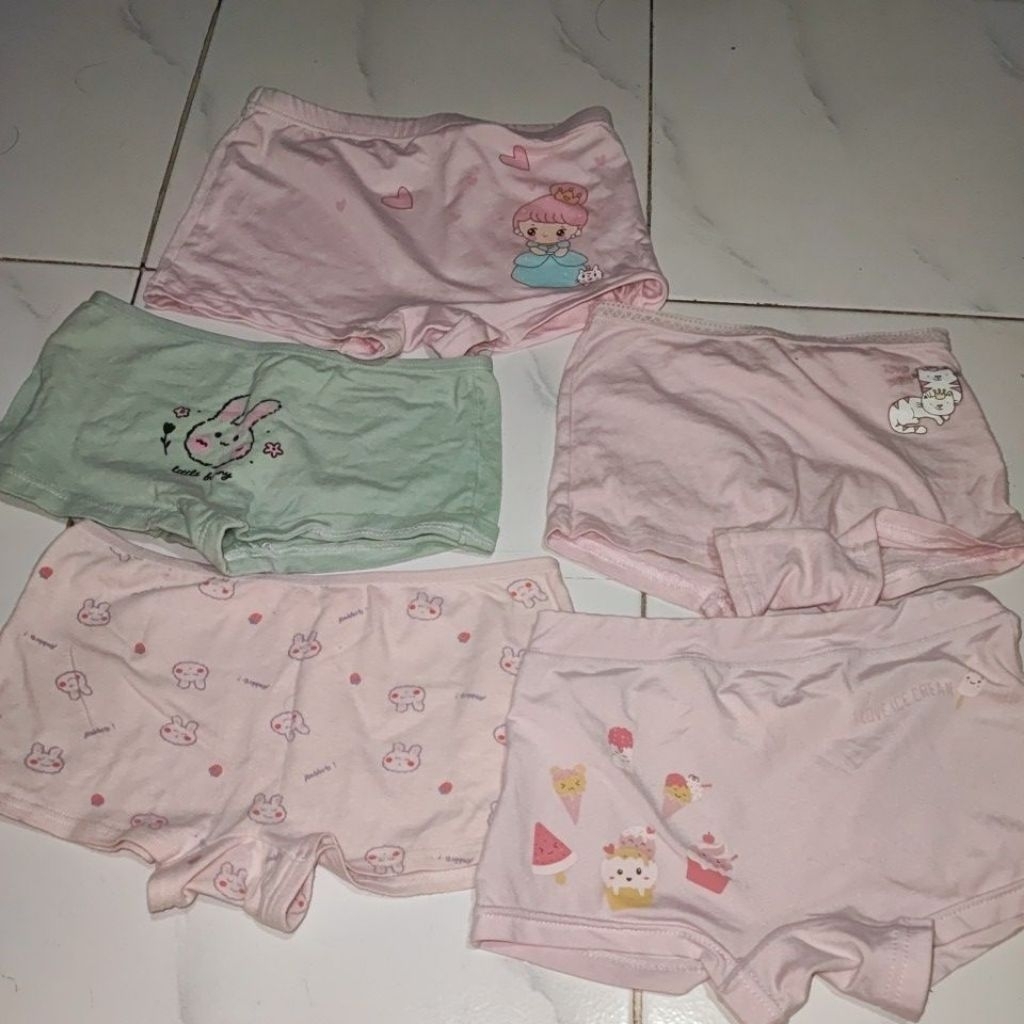 Underwear Anak Preloved size 3 th dpt 5 pcs