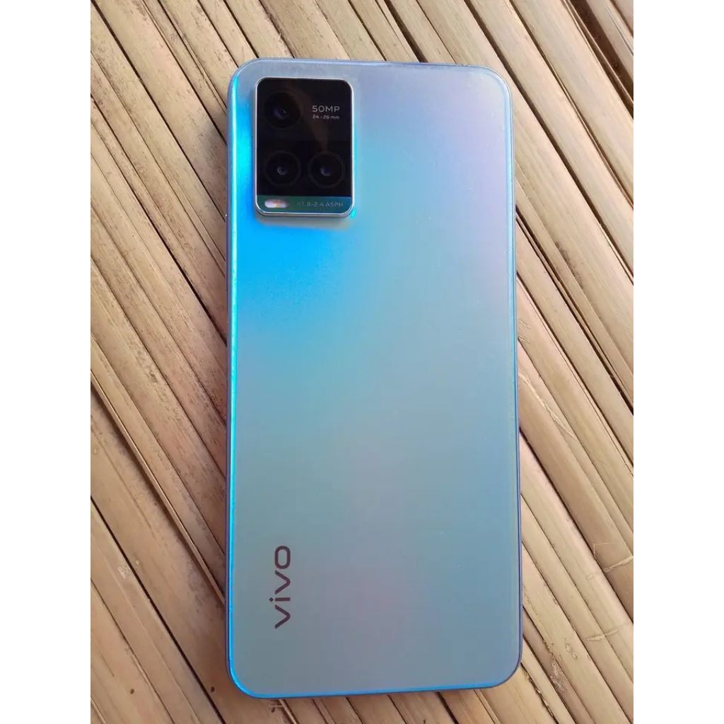 VIVO Y 50 4+1 GB / 128GB second