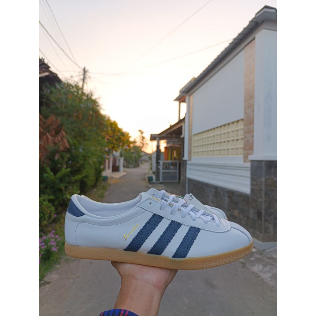 adidas london 90s