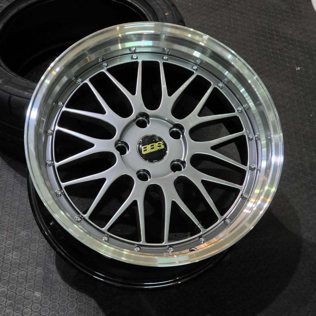 Velg Mobil ALloy Rep.BBS LM BMW Ringn18nLebarn8.9 ET 30.35 PCD 5x120 Hyper Grey Silver