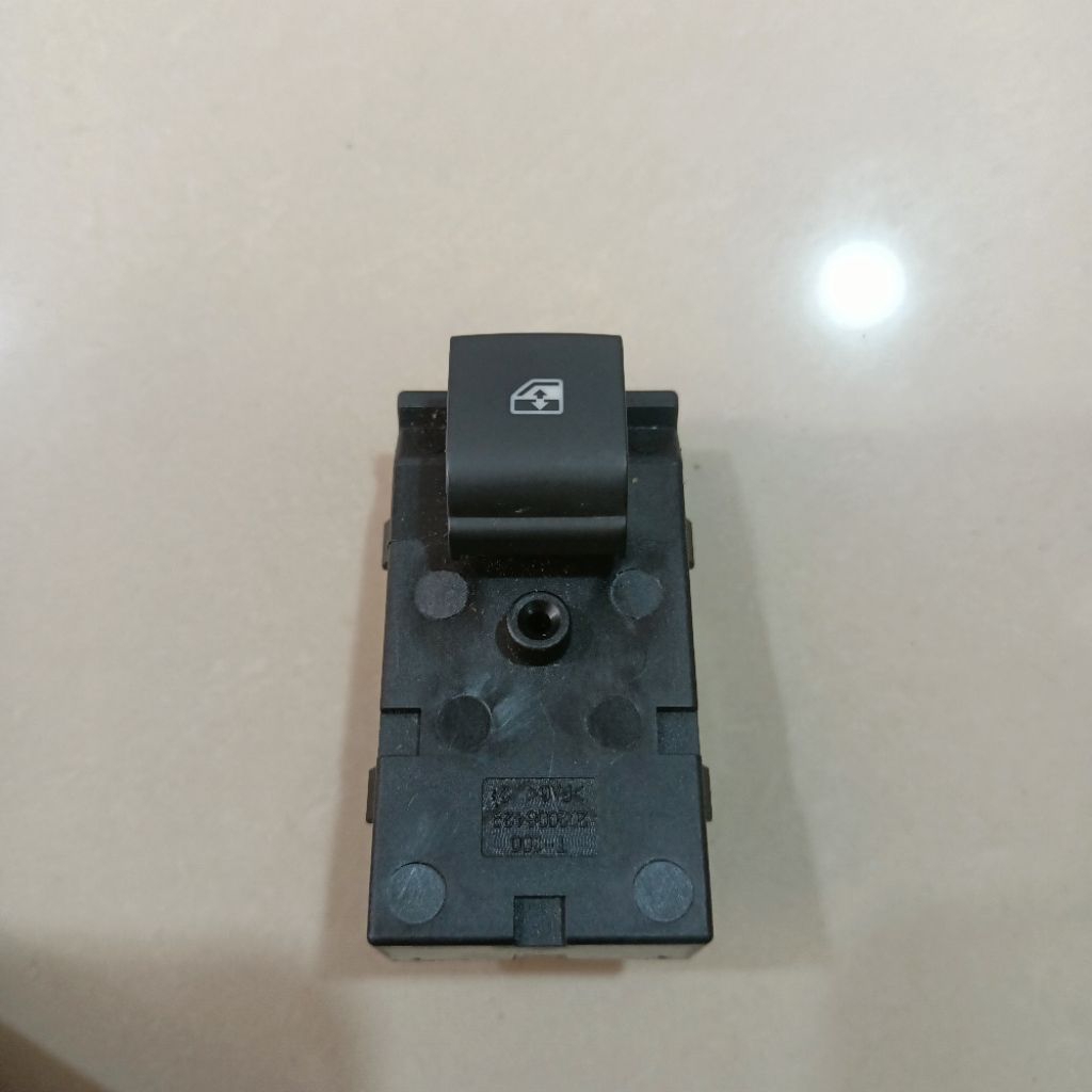 SWITCH SAKLAR ANAK SAKLAR POWER WINDOW CHEVROLET SPIN ORIGINAL