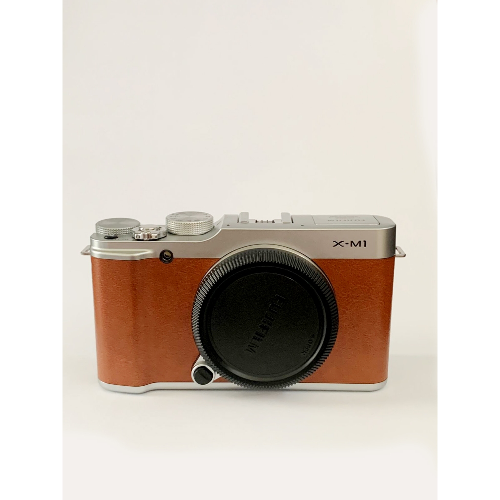 Fujifilm Xm1 Body Only Kamera siap kerja BUKAN XT 100 ATAU XPRO 1