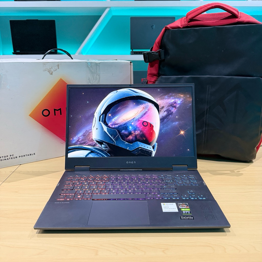 Laptop Gaming HP Omen 15 EN1029AX Ryzen 7 5800H RTX 3060 16GB/1TB
