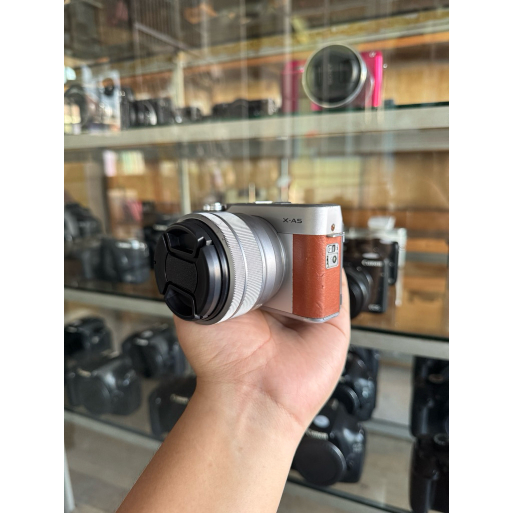 [KAMERA MIRRORLESS] FUJIFILM XA5 BROWN MULUS SECOND BERGARANSI ORIGINAL