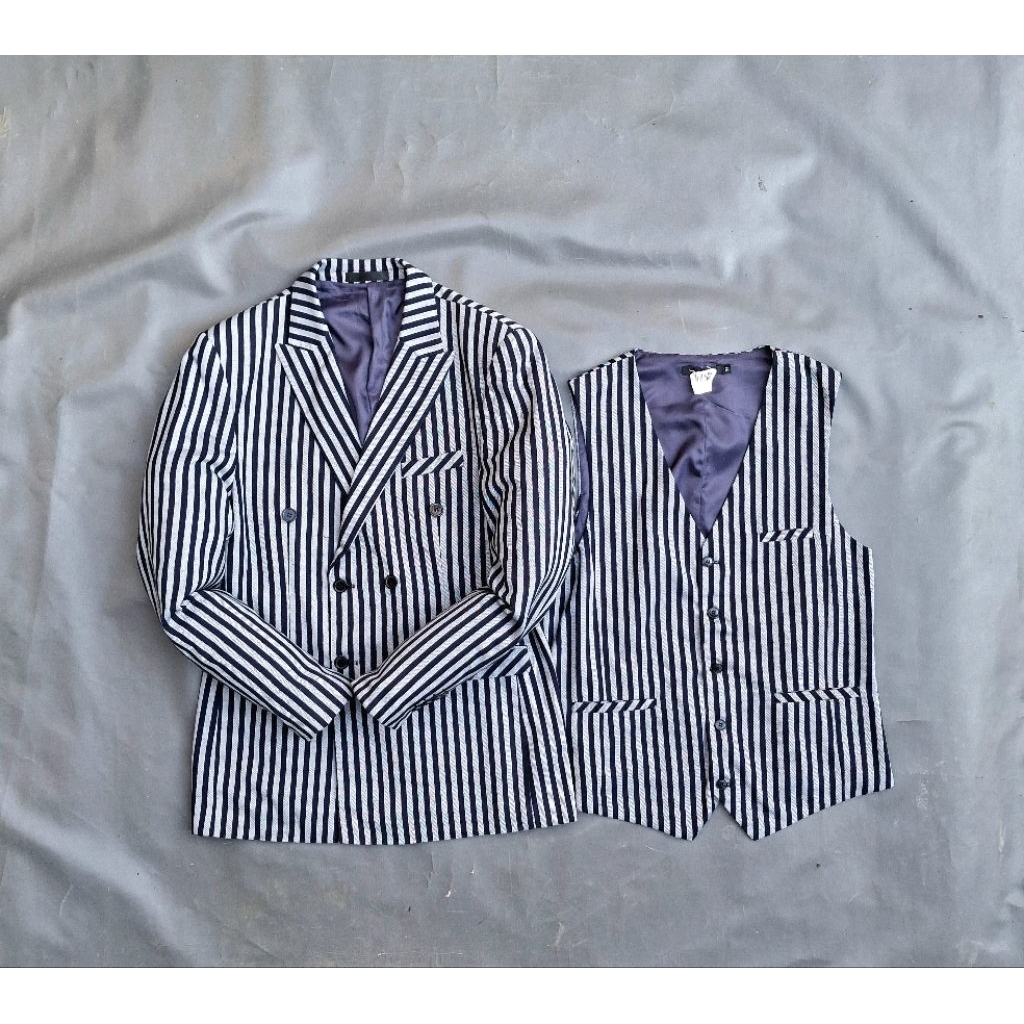 Preloved jas setelan pria second/size L/setelan jas second dan vest only/setelan jas second garis/R4