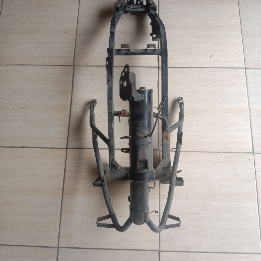 Rangka Motor Beat Karburator KVY