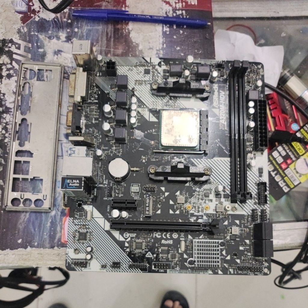 mainboard asrock a320m ddr4 + procsesor AMD A6 9500