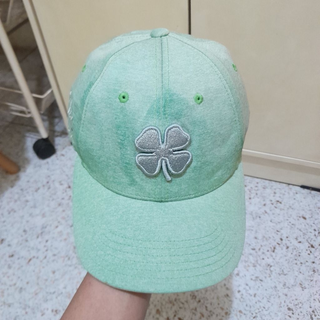 Topi Black Clover Apple Green