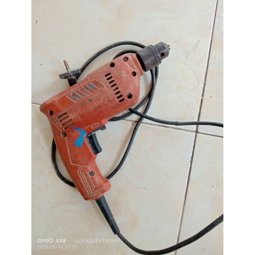 Bor makita second normal