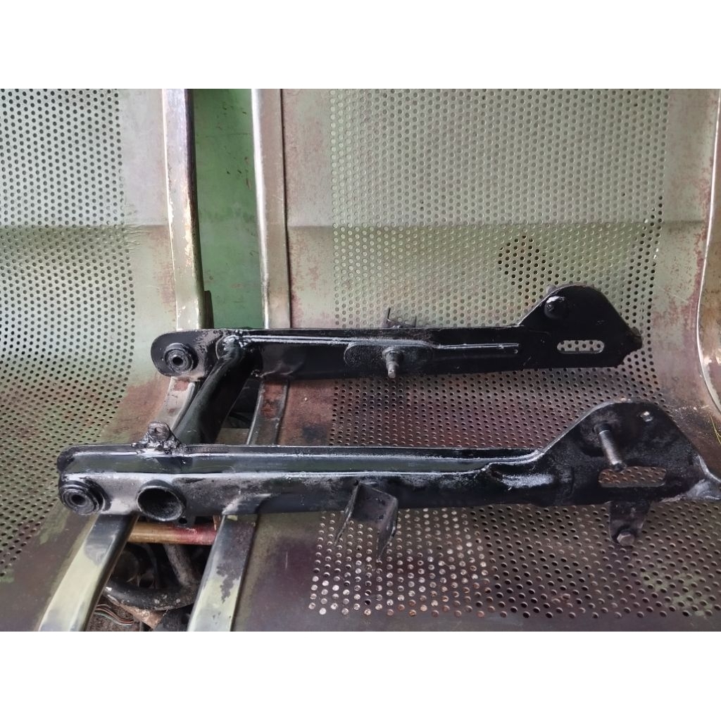 swing arm sapit urang honda c50 pispot c70 MK 1
