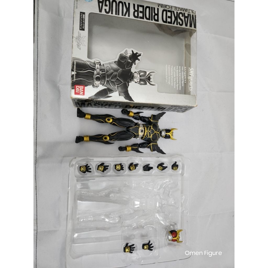 SHF Old Kamen Rider Ultimate Kuuga BIB