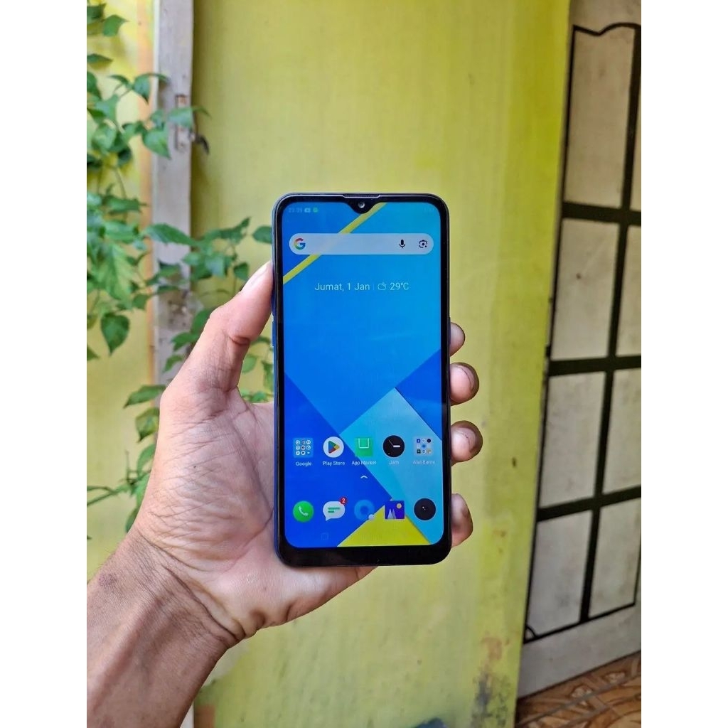 Realme C2 handphone second kondisi normal siap pake berkualitas ram 3/32 bergaransi FULLSET
