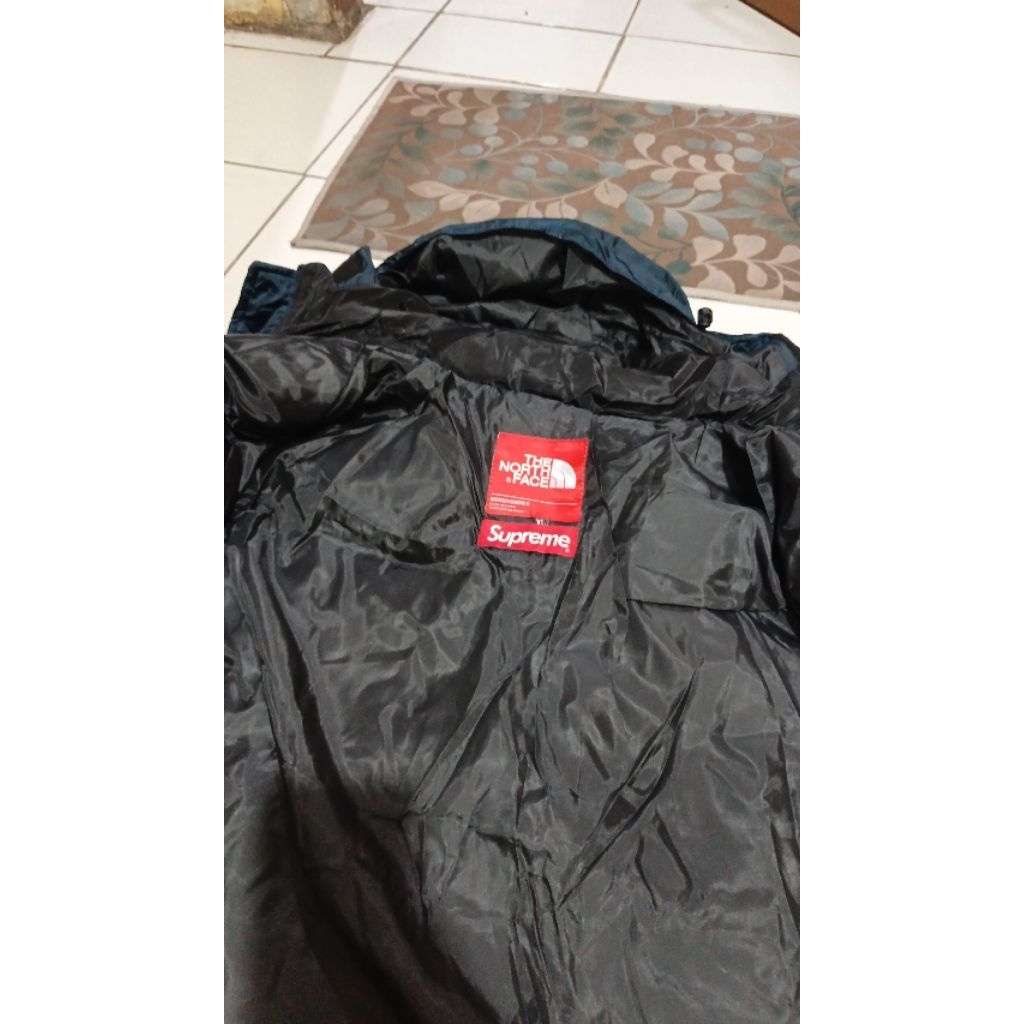 Supreme x The North Face Liberty Baltoro Down jacket