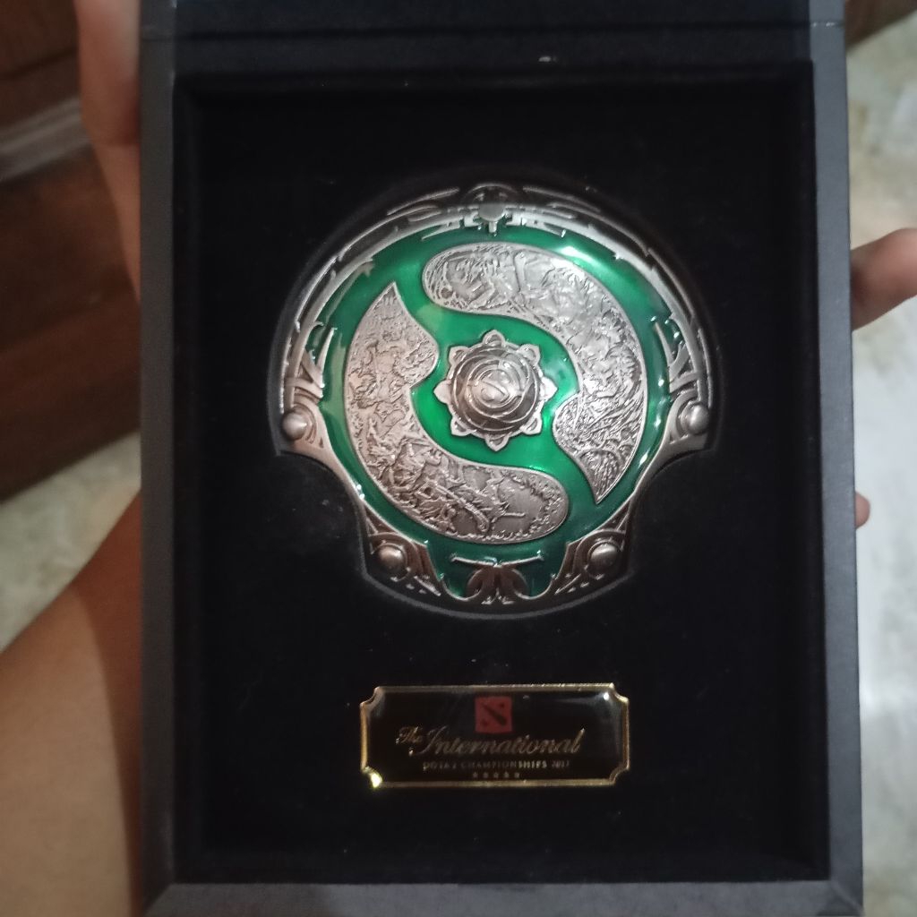 DOTA 2 Collector AEGIS 2018