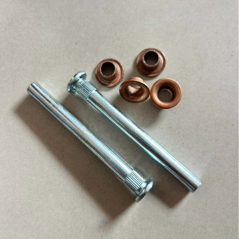 Pin Engsel Pintu Door Hinge Pin dan Bos Mobil Universal
