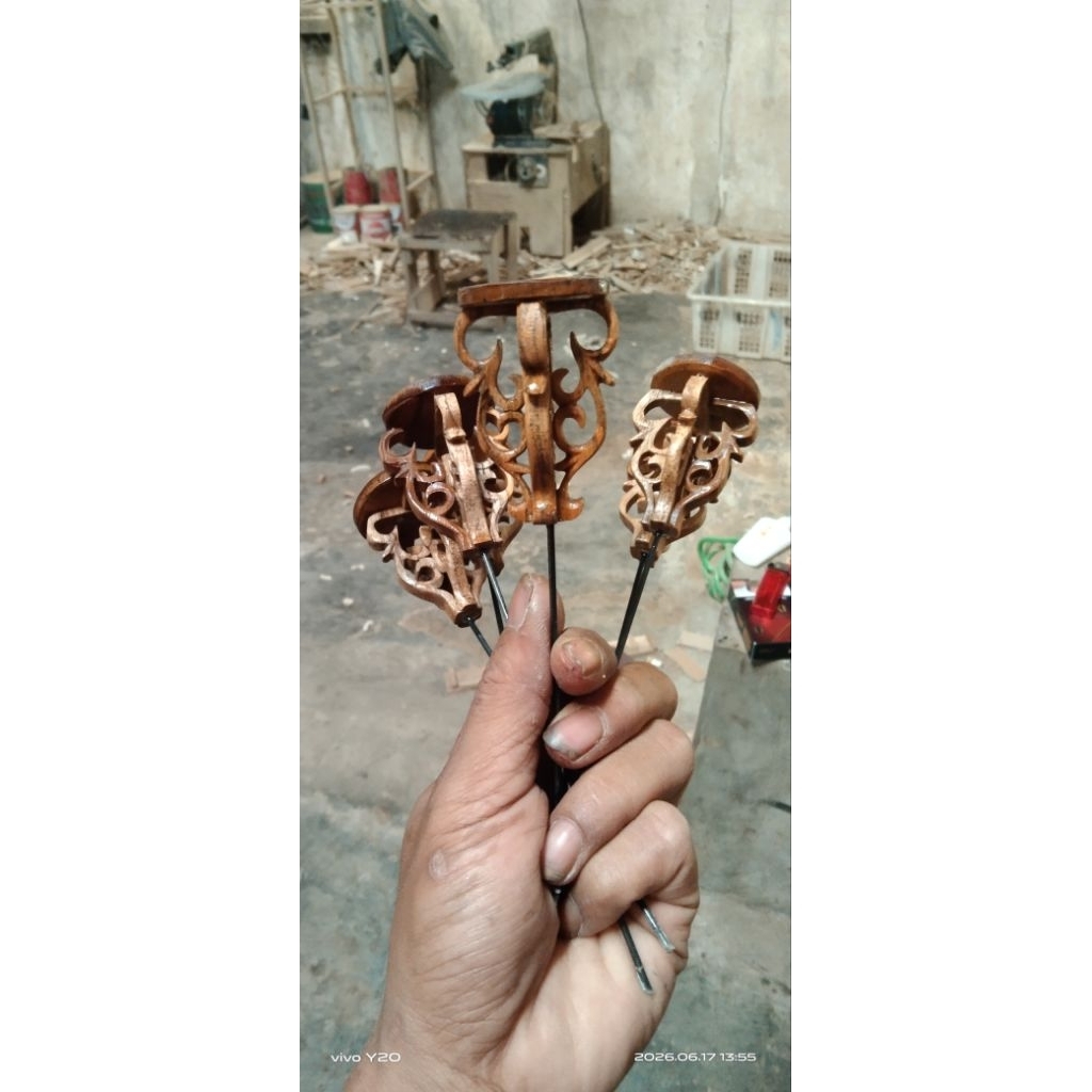 TANGKRINGAN BRANJANGAN UKIR KAYU JATI