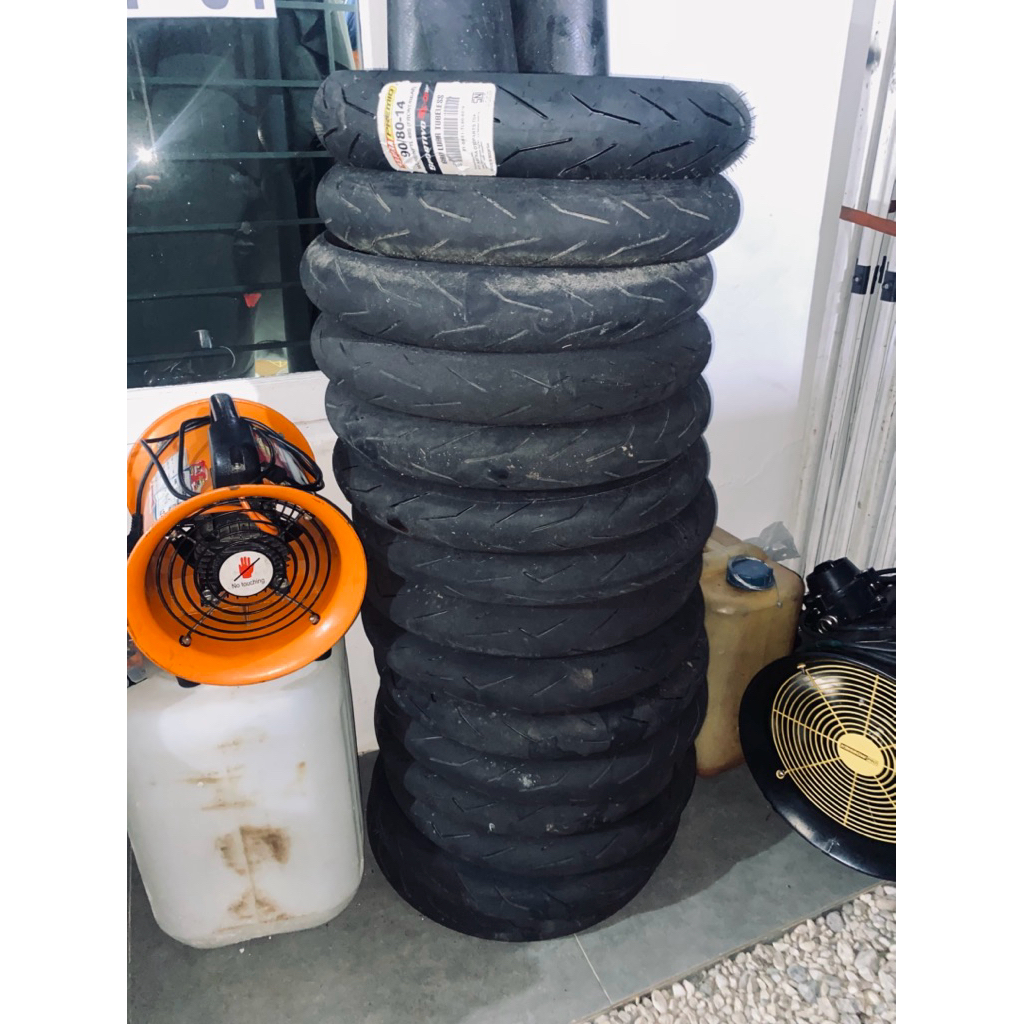 Ban Ex race / bekas balap pirelli Aspira R14 90/80