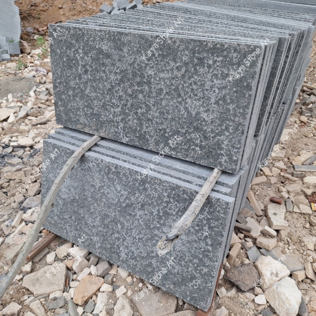 Andesit 30x60 Bakar | Andesit Hitam Bakar | Batu Granit Bakar | Andesit Bakar 30x60