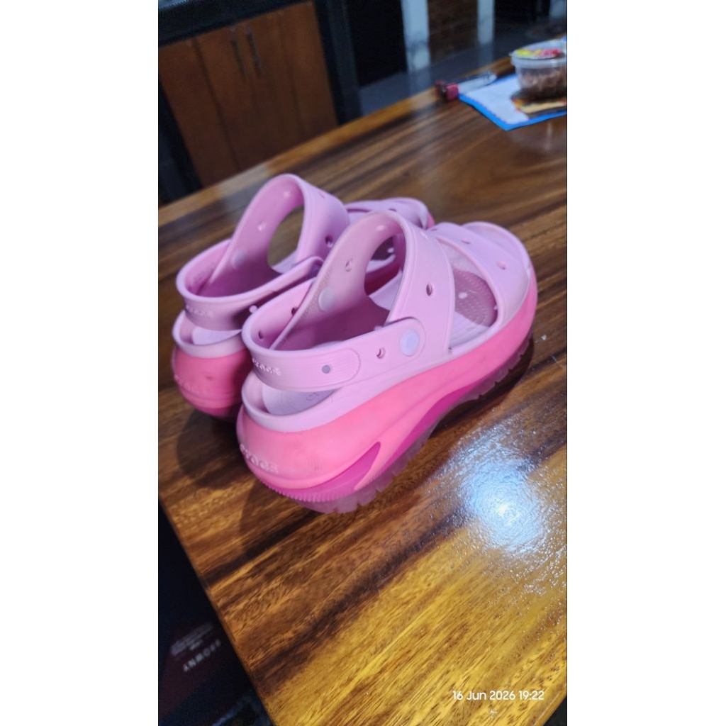 Crocs Classic Pink Original Size 37-38 Preloved