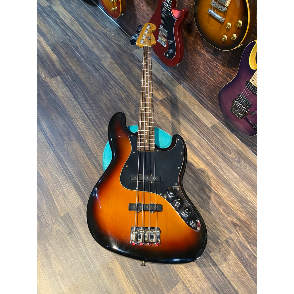 Fender Jazz Bass Deluxe Th 2006 Made in Mexico